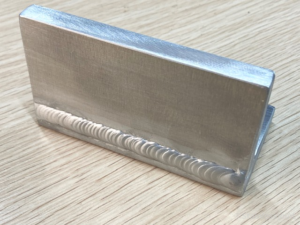 N0071 202431 アルミ(A5052)の溶接テストピースを製作しました。