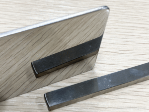 Q0475 バフ(羽布)研磨とは何を意味していますか。